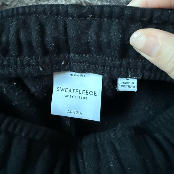 Aritzia Kids Black Sweatpants - Picture 4 of 6